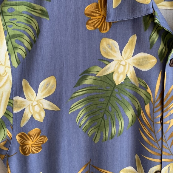 Tommy Bahama 100% Silk Aloha Shirt - Extra Large - Picture 3 of 12